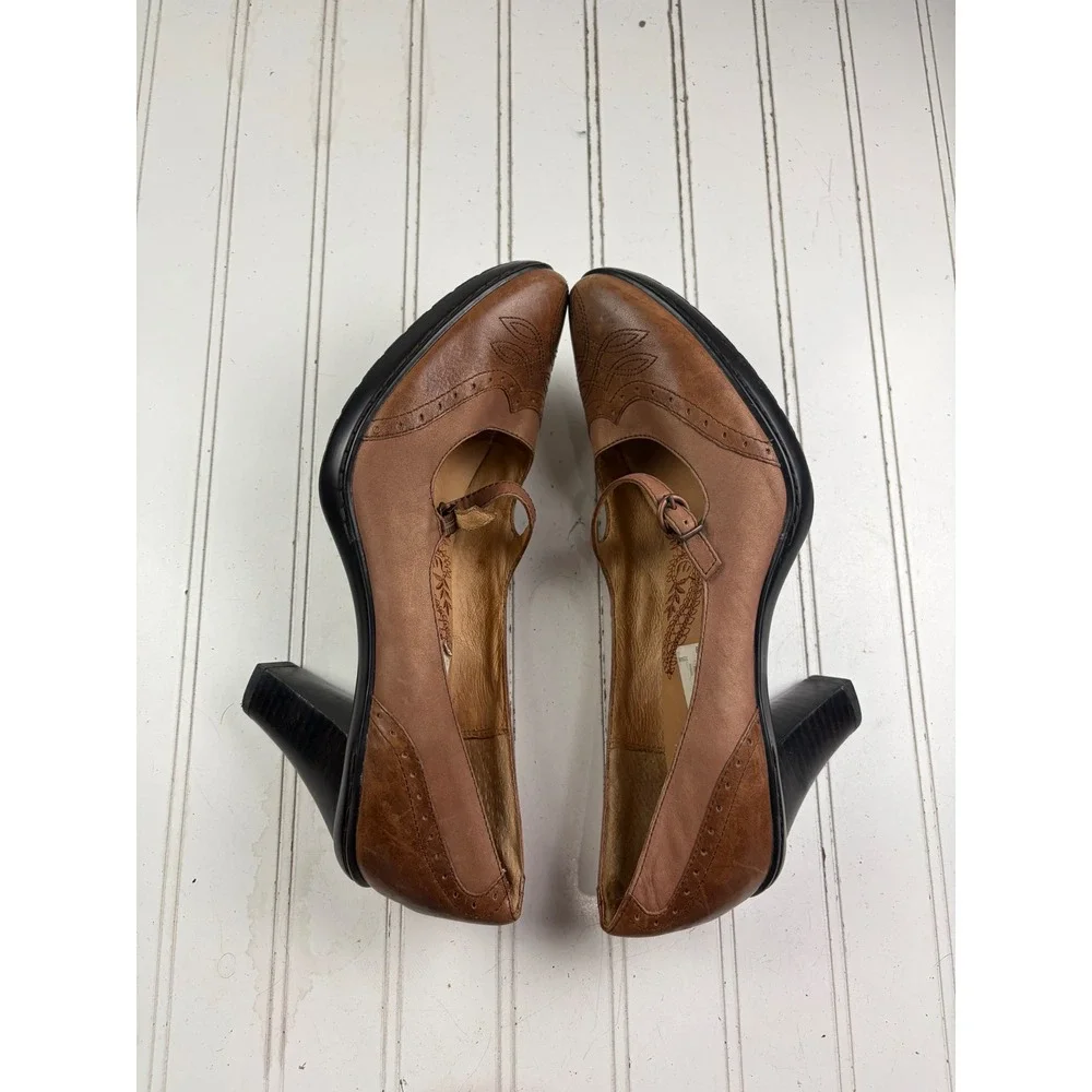 Sofft Vintage Y2K Brown Leather Mary Jane Block Heel Pumps Women's Size 11M